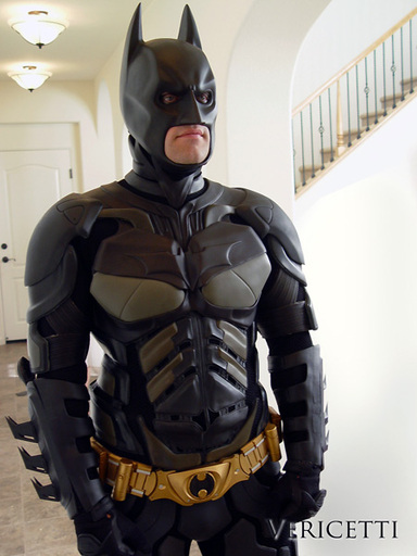 Batman: Arkham Asylum - Кто хочет примерить костюм Бэтмена?